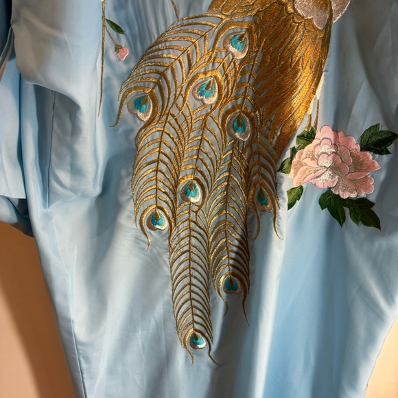 KIMONO Sz L (estimated) Made in Japan Lined Embroidered Peacock Lightweight Long - Picture 10 of 13